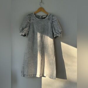 Grey Wash Distressed Denim Dress W/ Puff Sleeves (Size 10)